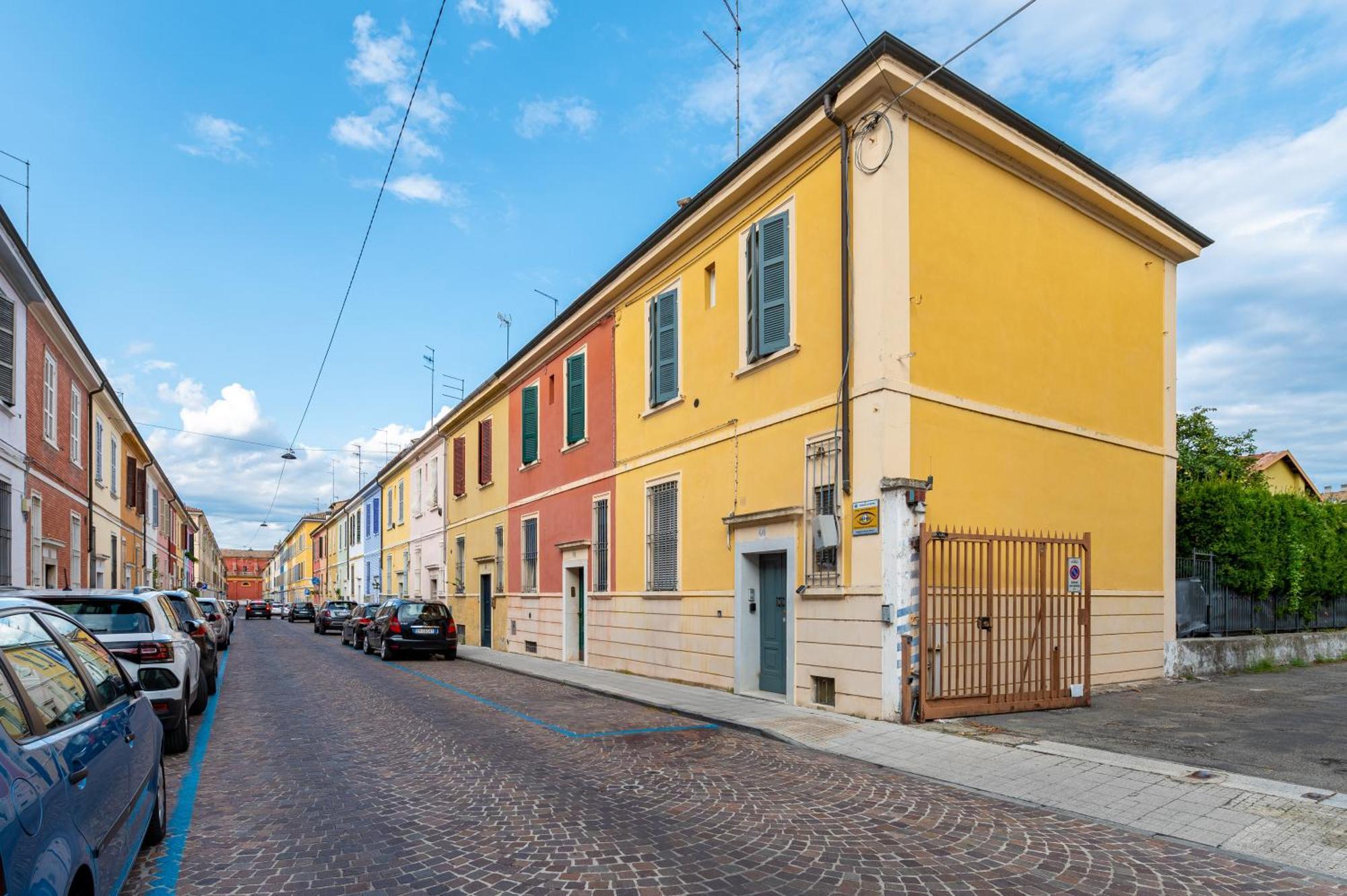 Casa60 Apartment Parma Exterior photo